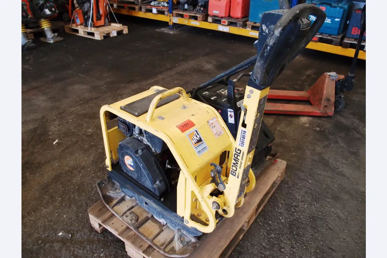 premium office and conference room equipment-1