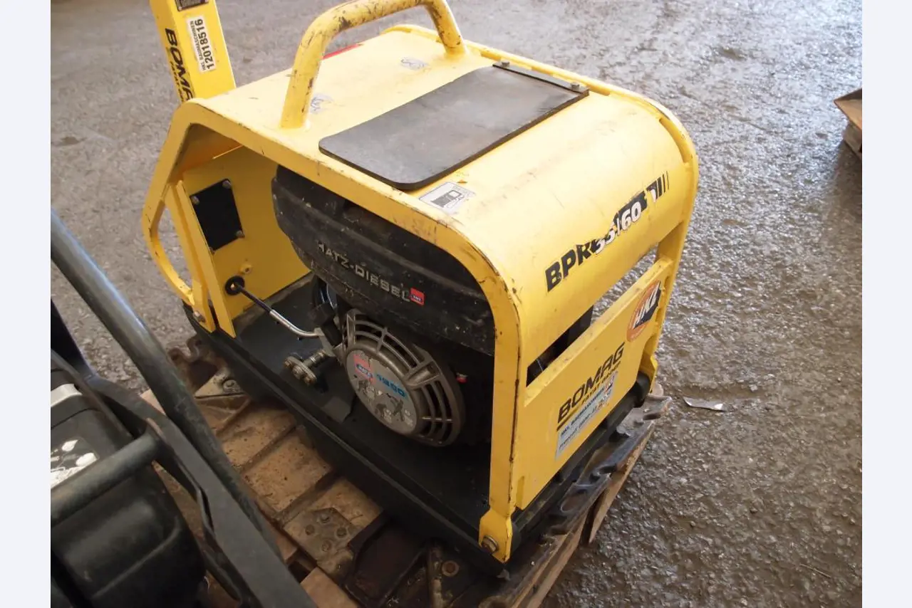 premium office and conference room equipment-3