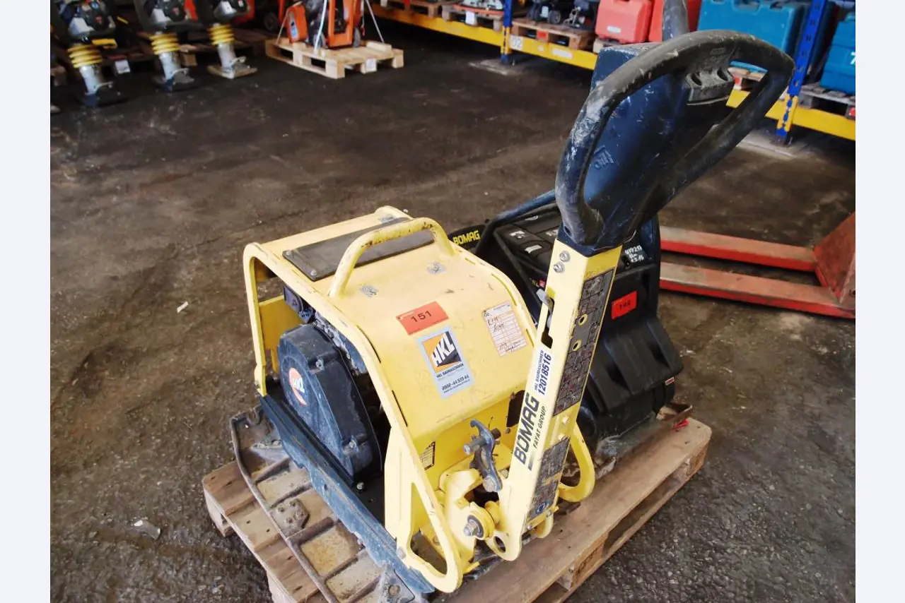 premium office and conference room equipment-4