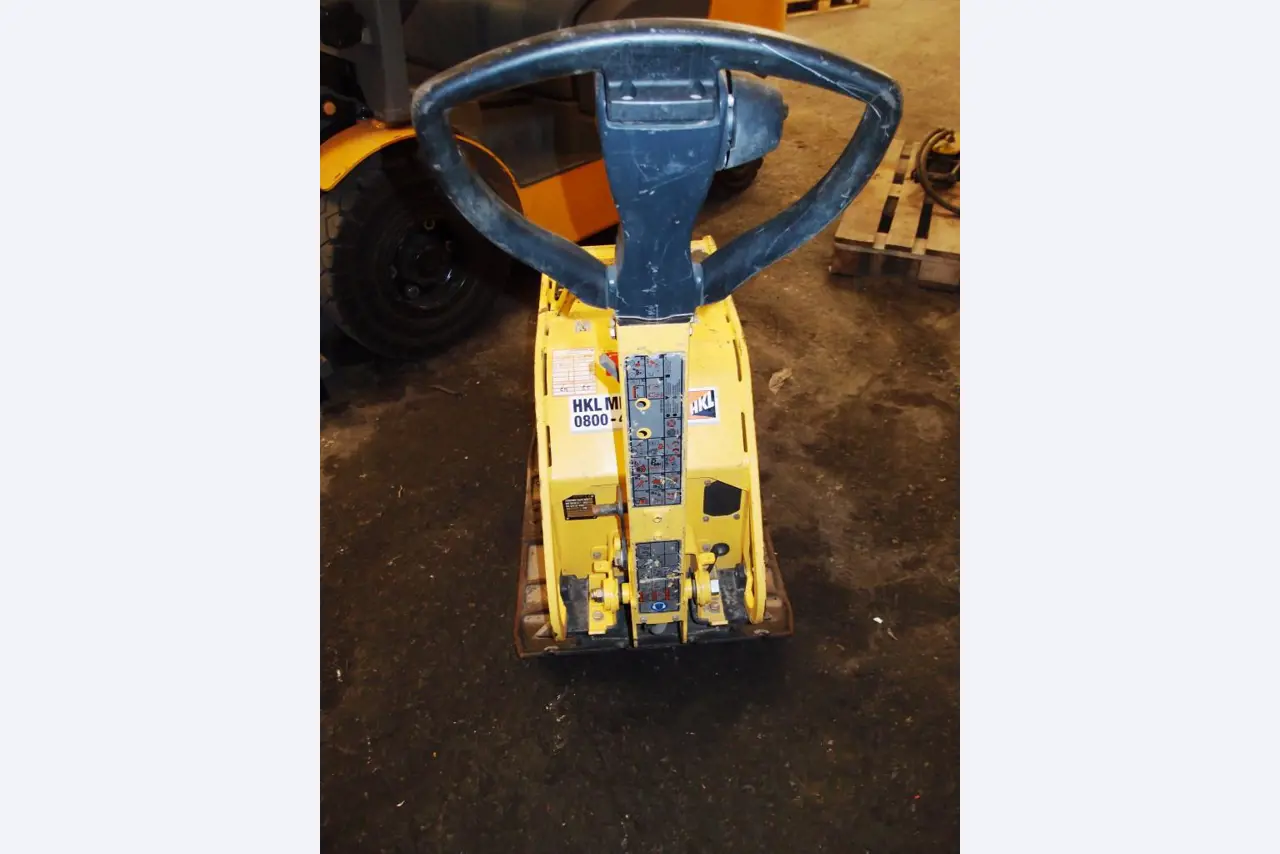 premium office and conference room equipment-3