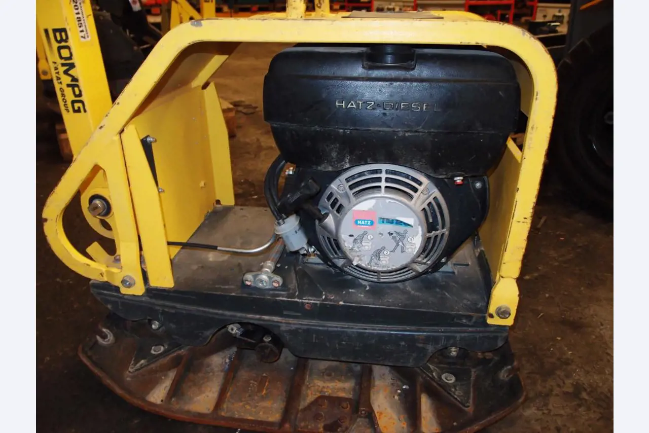 premium office and conference room equipment-5