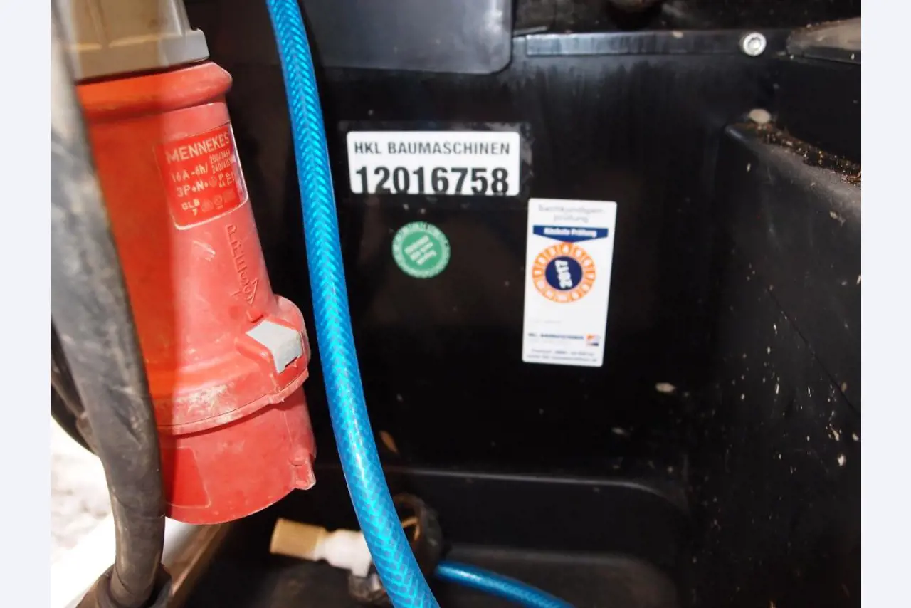 premium office and conference room equipment-6