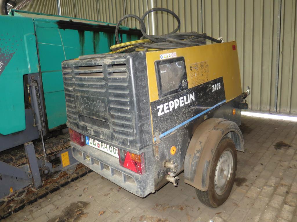 des machines de chantier entretenues, des accessoires pour machines de chantier ainsi que des véhicules-2