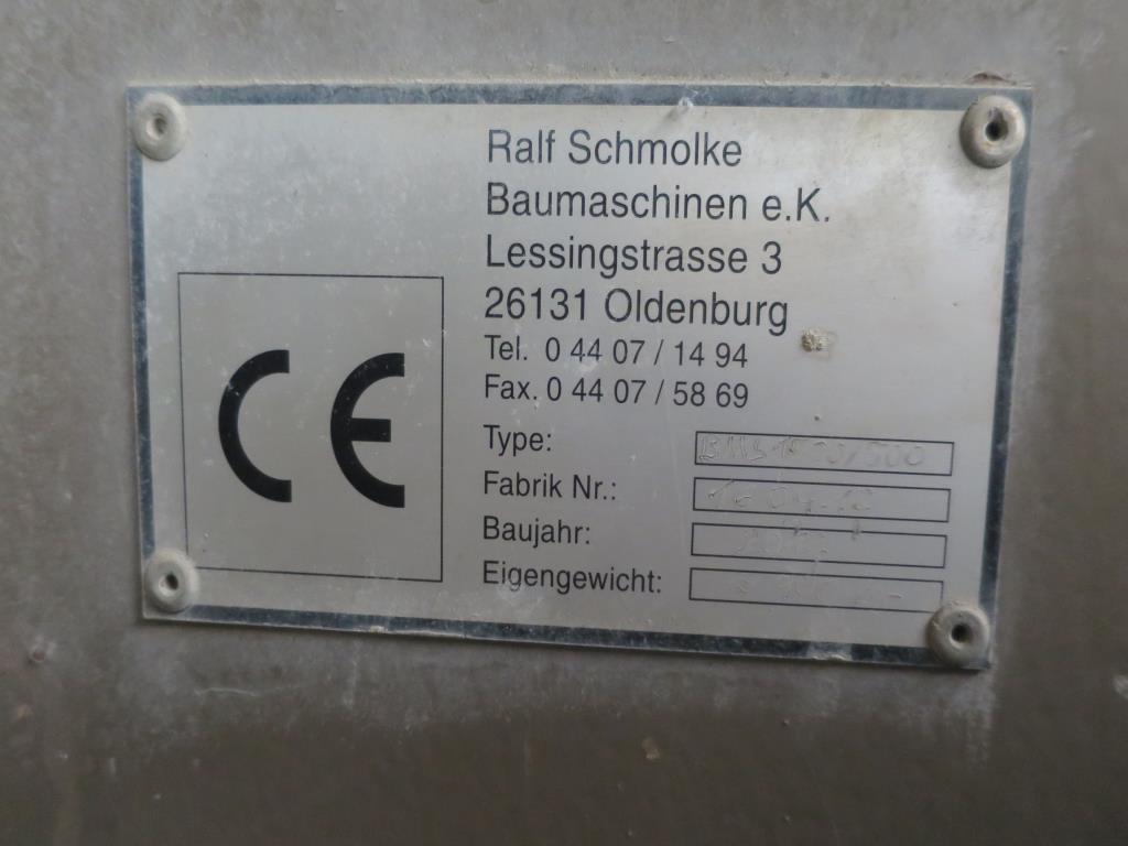 well-maintained construction machinery, equipment and vehicles-2