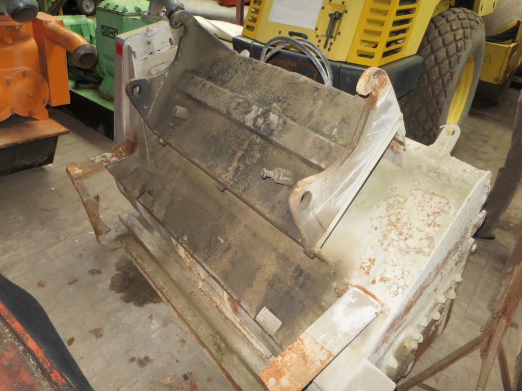 well-maintained construction machinery, equipment and vehicles-4