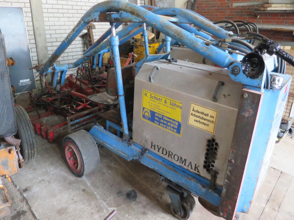 well-maintained construction machinery, equipment and vehicles-1