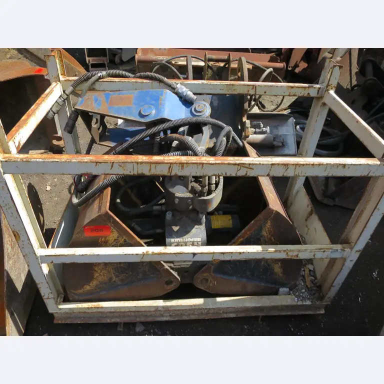 dobro vzdrževani gradbeni stroji, oprema za gradbene stroje in vozila.-1