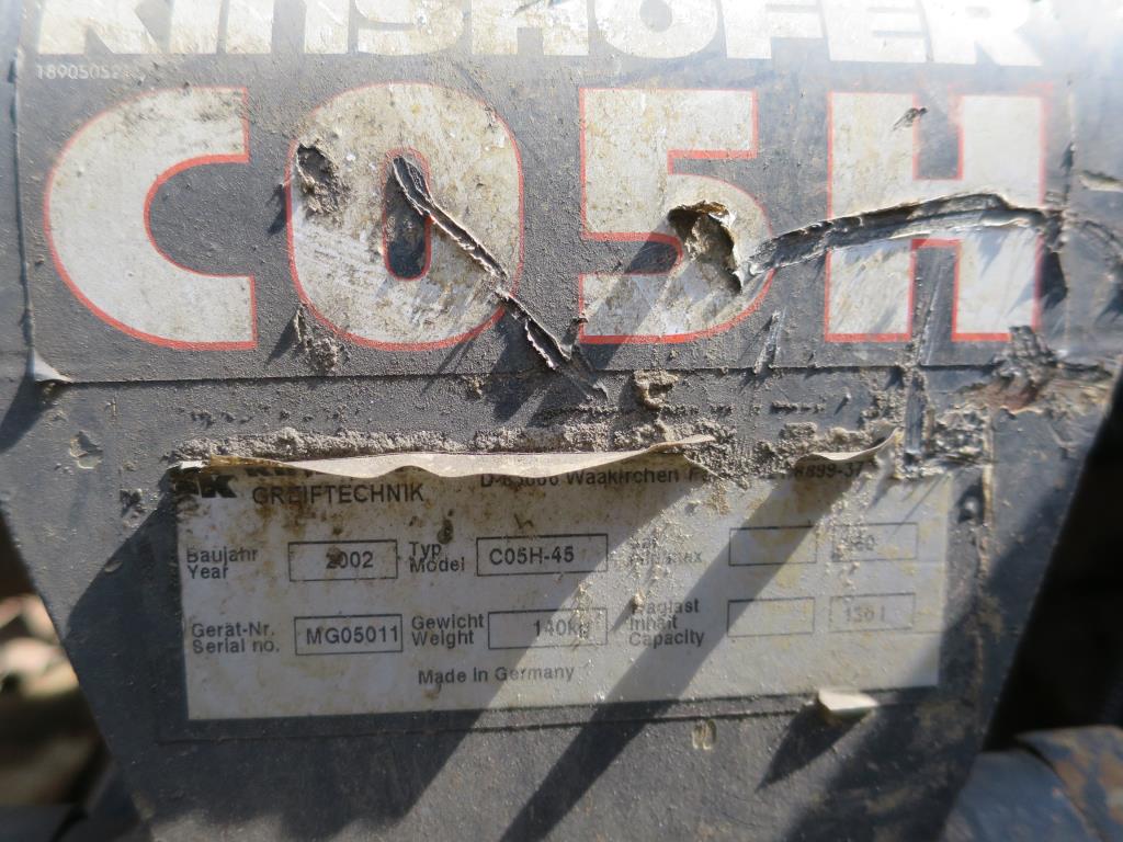 des machines de chantier entretenues, des accessoires pour machines de chantier ainsi que des véhicules-2