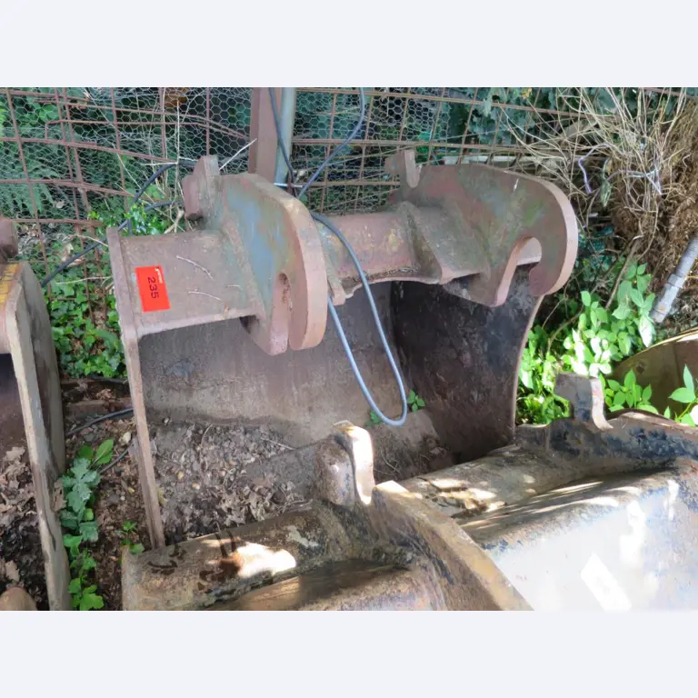 well-maintained construction machinery, equipment and vehicles-1