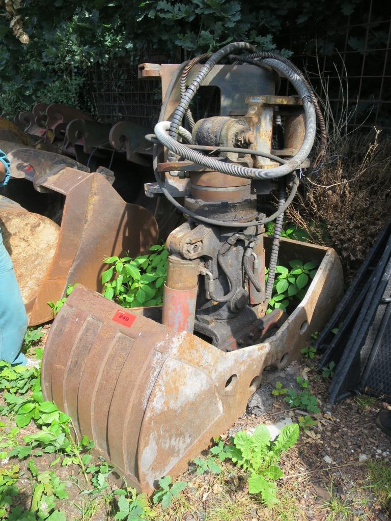 well-maintained construction machinery, equipment and vehicles-1