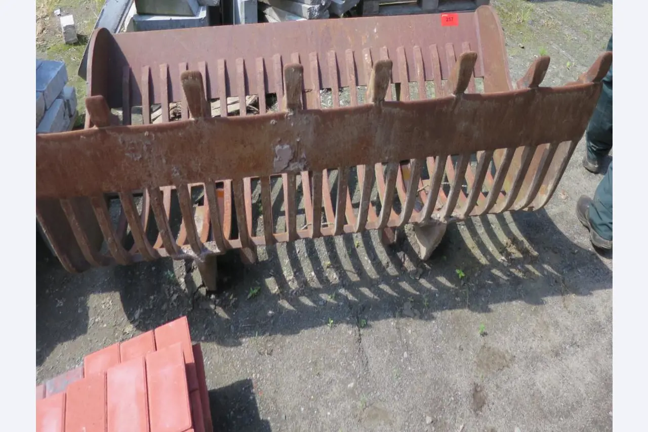 well-maintained construction machinery, equipment and vehicles-1