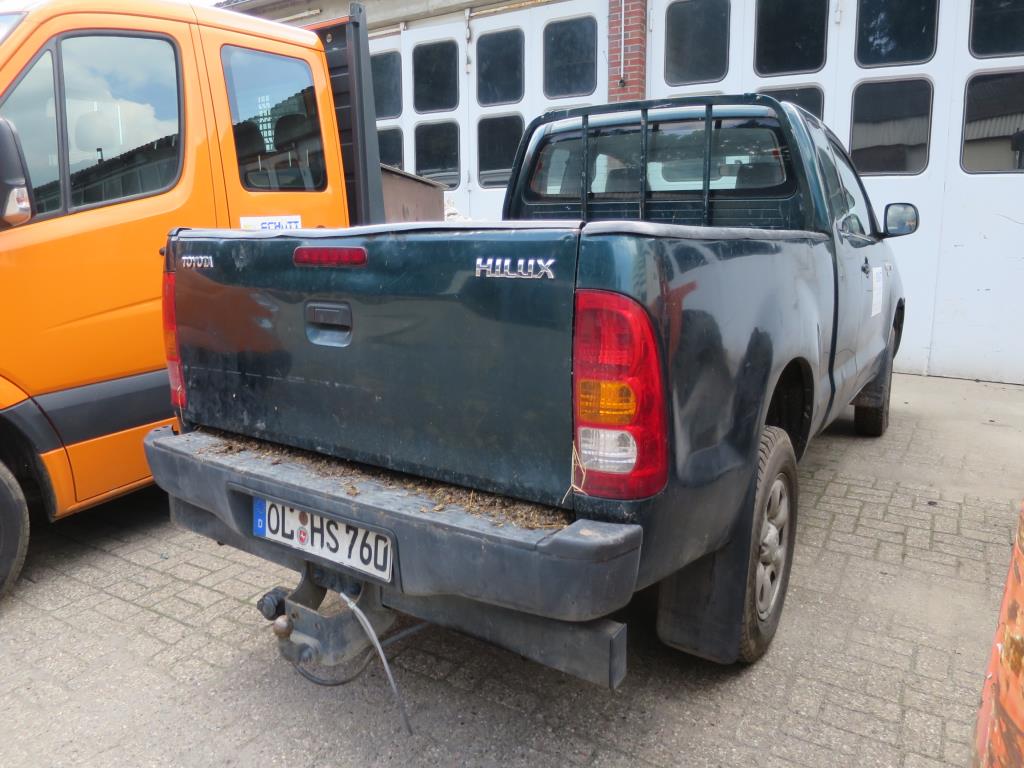 des machines de chantier entretenues, des accessoires pour machines de chantier ainsi que des véhicules-2