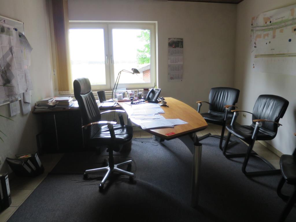 well-maintained construction machinery, equipment and vehicles-1