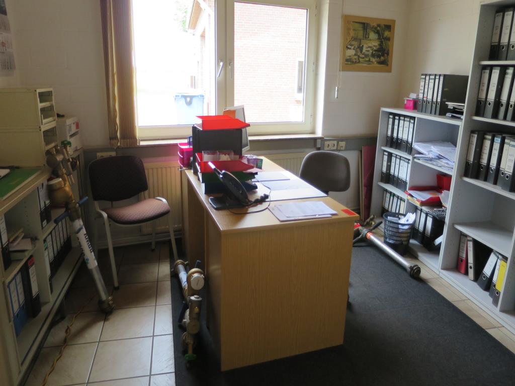 well-maintained construction machinery, equipment and vehicles-1