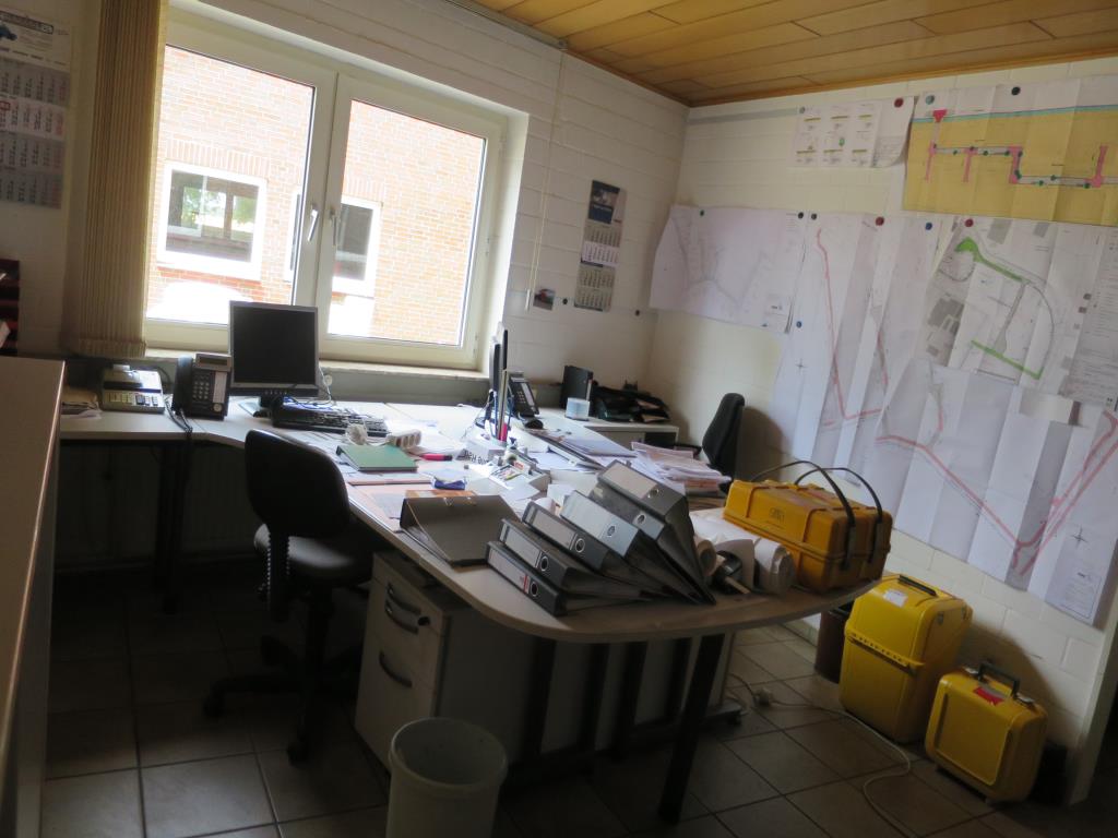 well-maintained construction machinery, equipment and vehicles-1