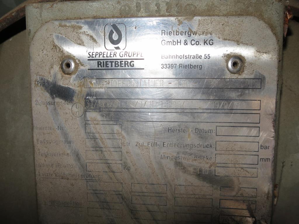 well-maintained construction machinery, equipment and vehicles-2