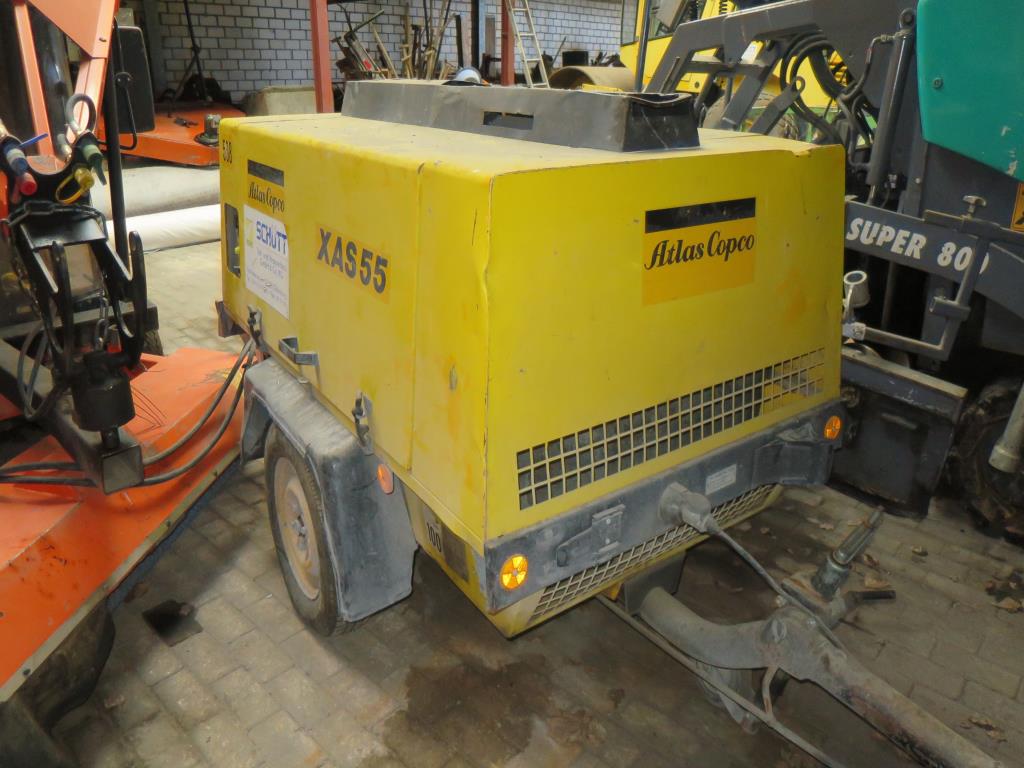 well-maintained construction machinery, equipment and vehicles-1