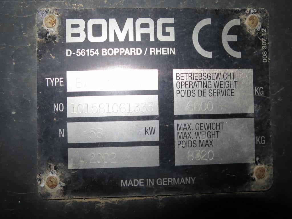 well-maintained construction machinery, equipment and vehicles-5