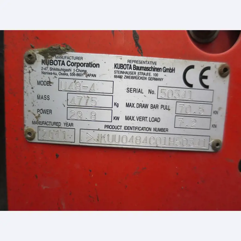 dobro vzdrževani gradbeni stroji, oprema za gradbene stroje in vozila.-3