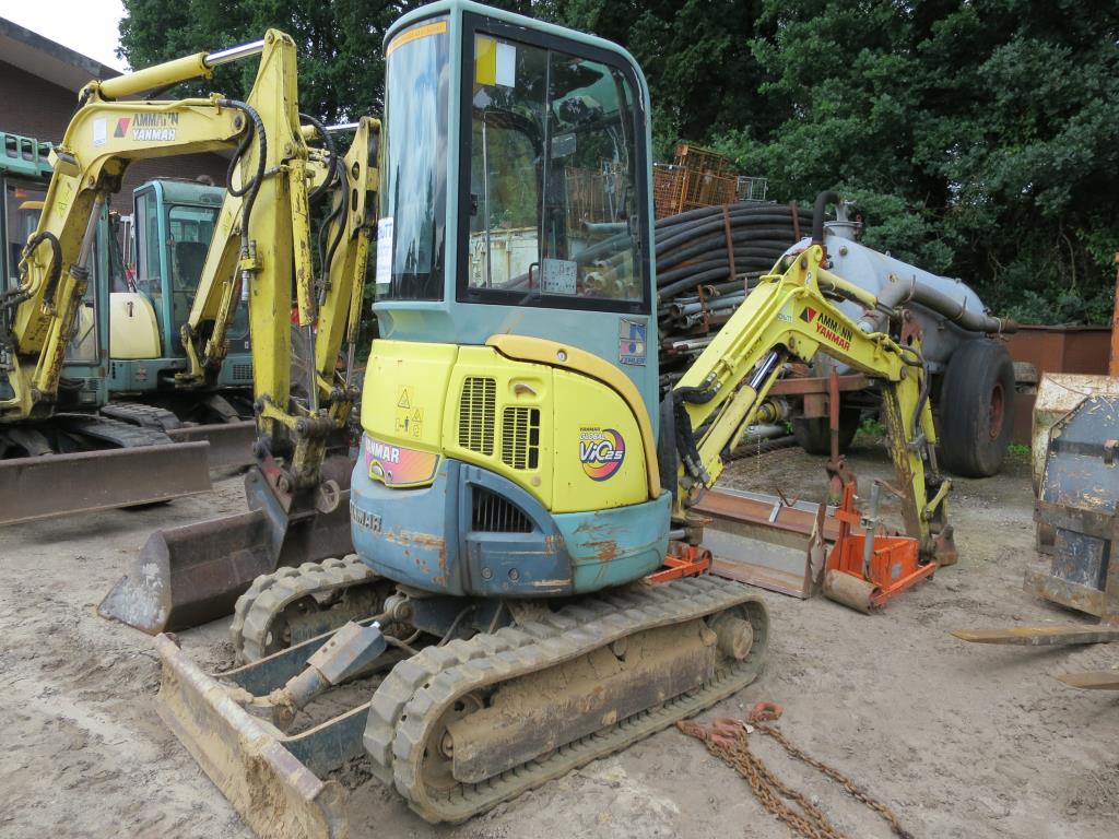 well-maintained construction machinery, equipment and vehicles-2