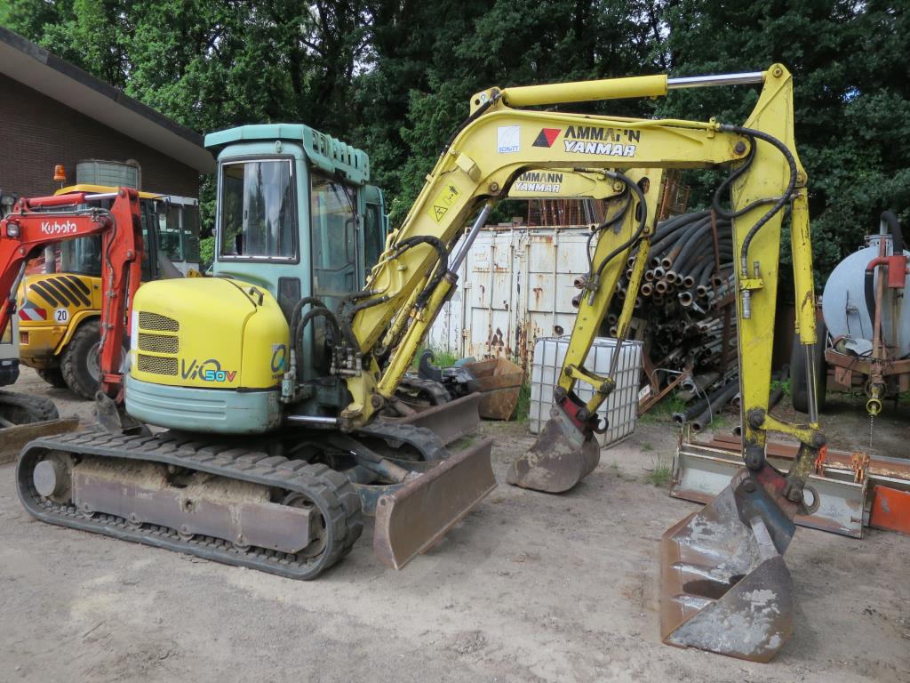 well-maintained construction machinery, equipment and vehicles-1