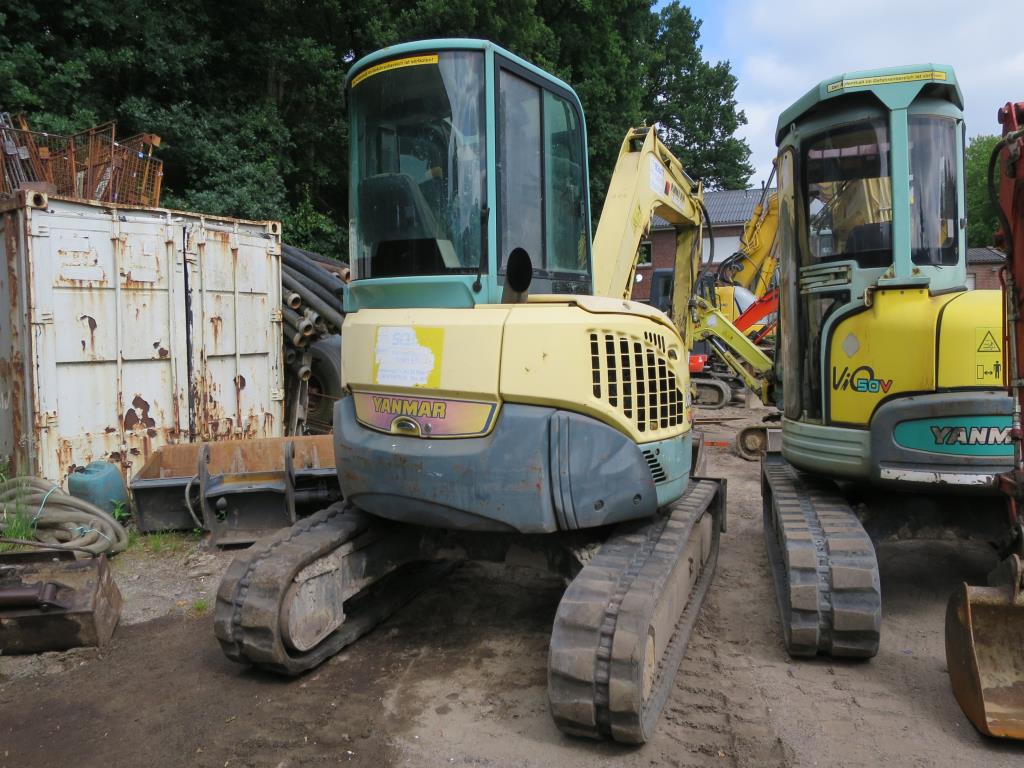 well-maintained construction machinery, equipment and vehicles-3