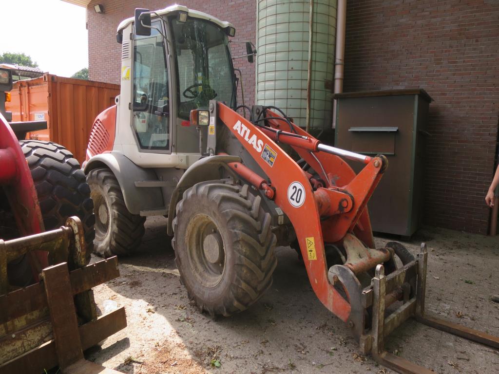 well-maintained construction machinery, equipment and vehicles-2