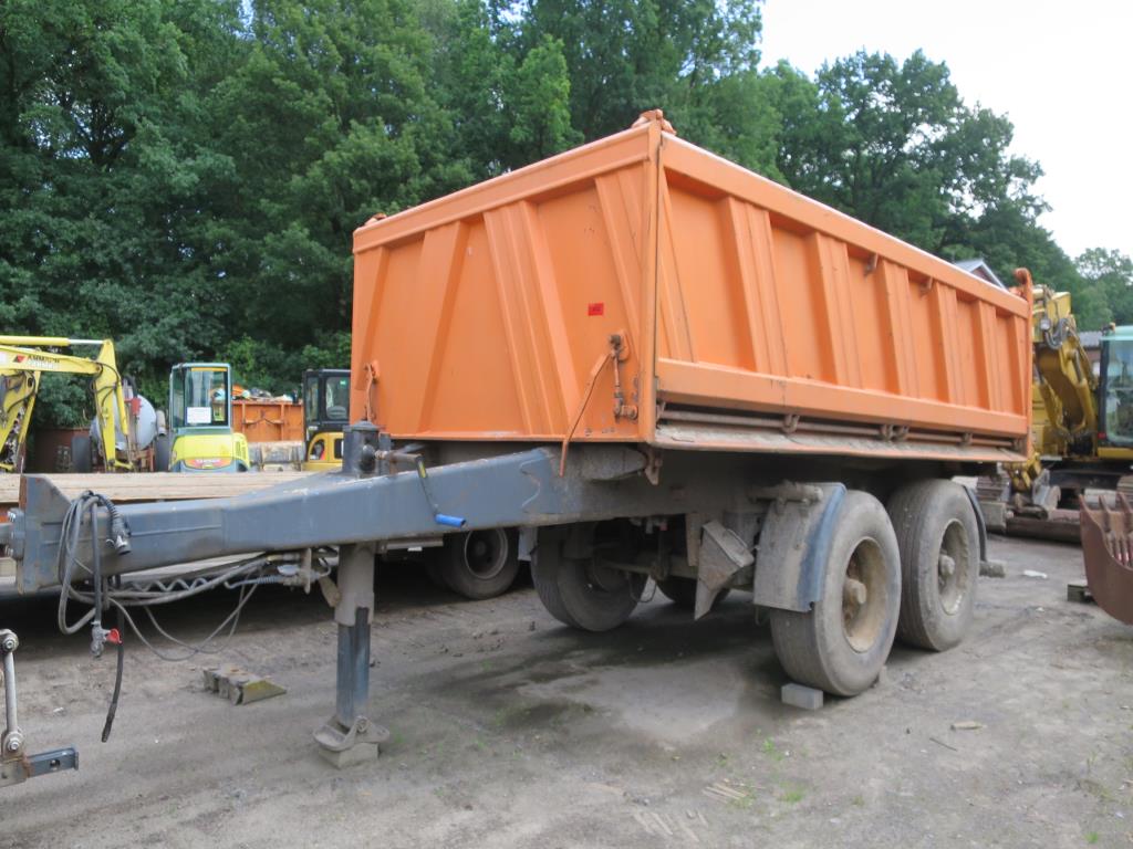 well-maintained construction machinery, equipment and vehicles-3