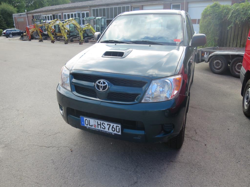 des machines de chantier entretenues, des accessoires pour machines de chantier ainsi que des véhicules-3