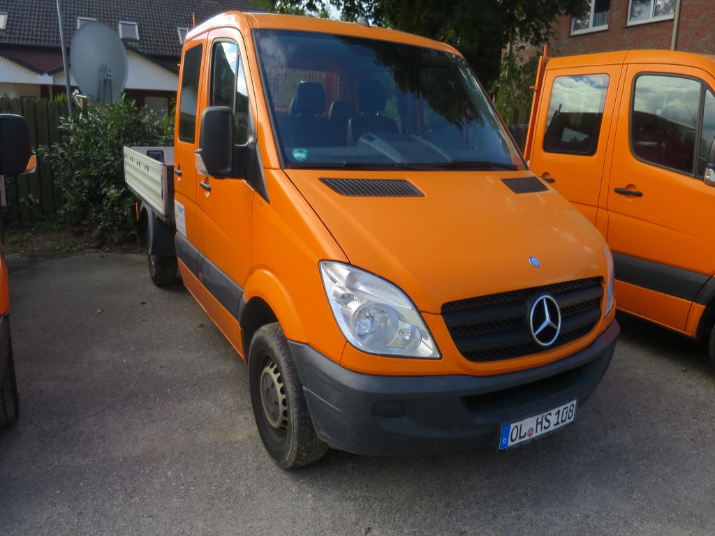 des machines de chantier entretenues, des accessoires pour machines de chantier ainsi que des véhicules-6