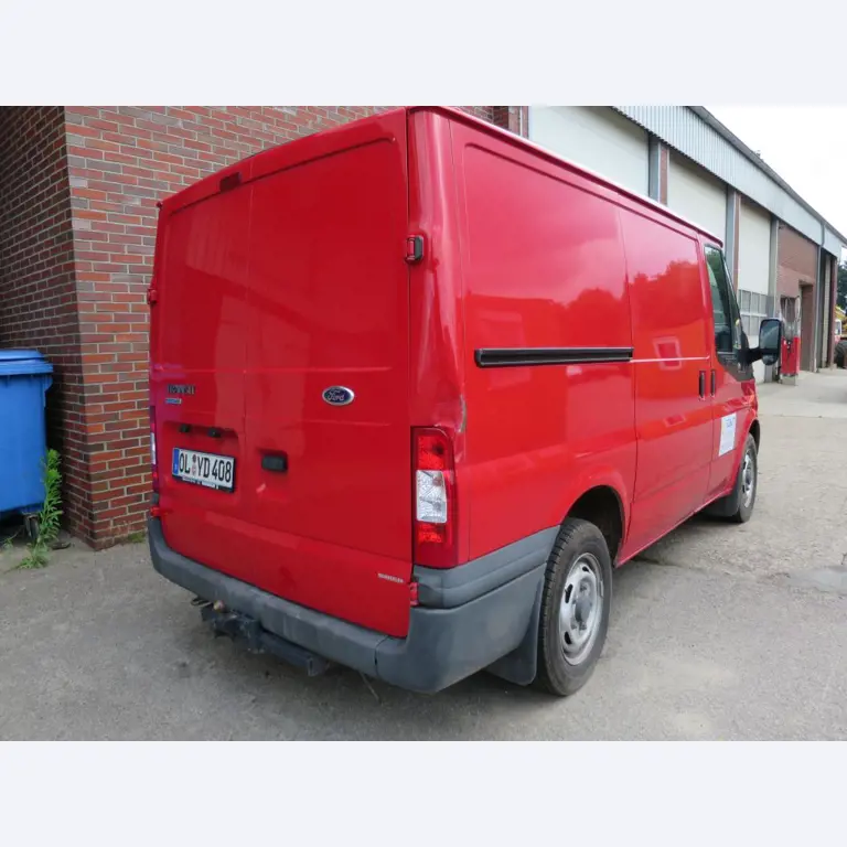 dobro vzdrževani gradbeni stroji, oprema za gradbene stroje in vozila.-3