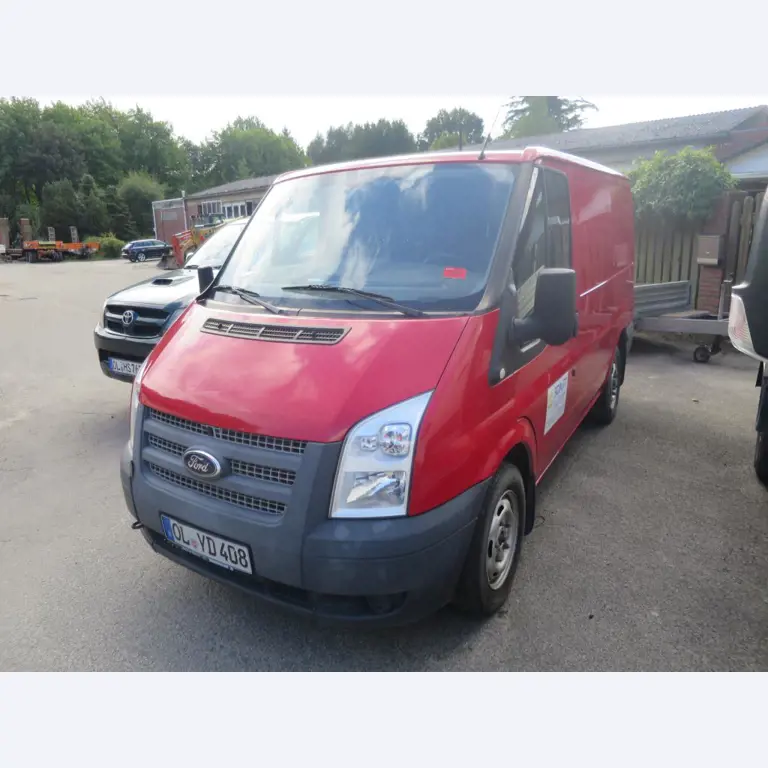 dobro vzdrževani gradbeni stroji, oprema za gradbene stroje in vozila.-4