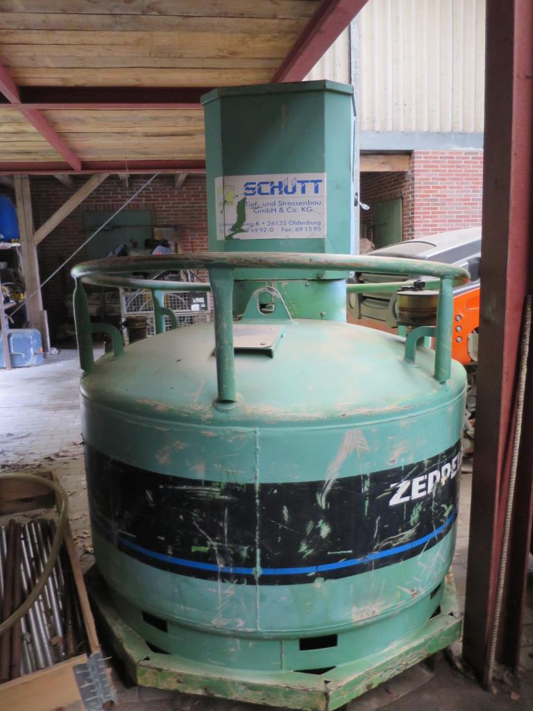 well-maintained construction machinery, equipment and vehicles-1