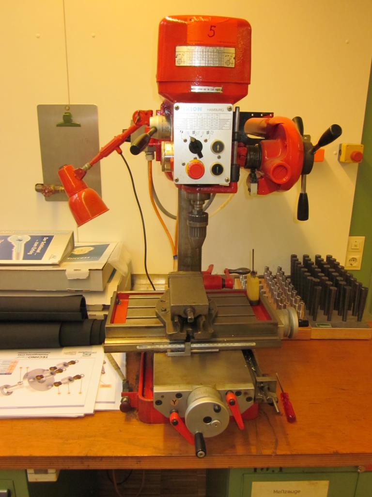 well-maintained workshop equipment-2