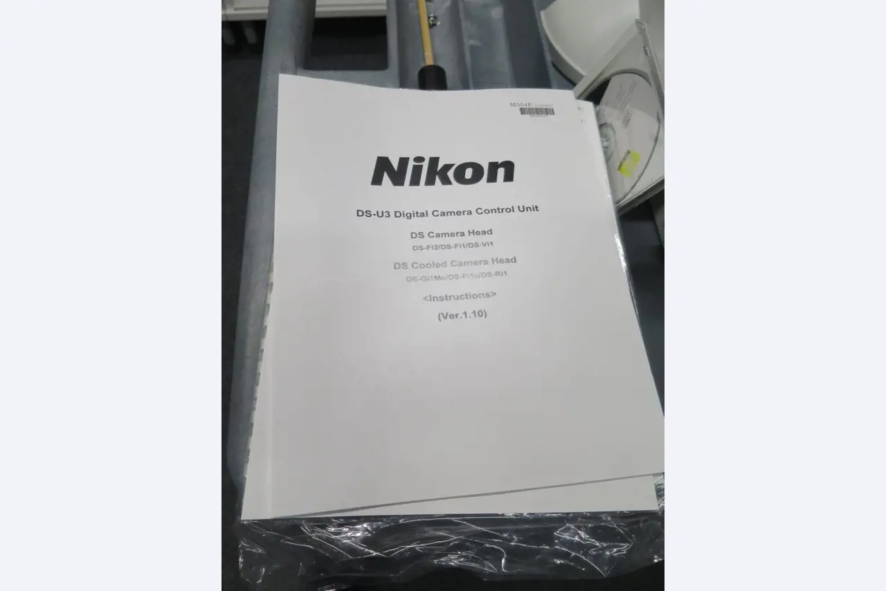 Laboratory, analysis and R & D equipment from a silicon production in the photovoltaic industry-3