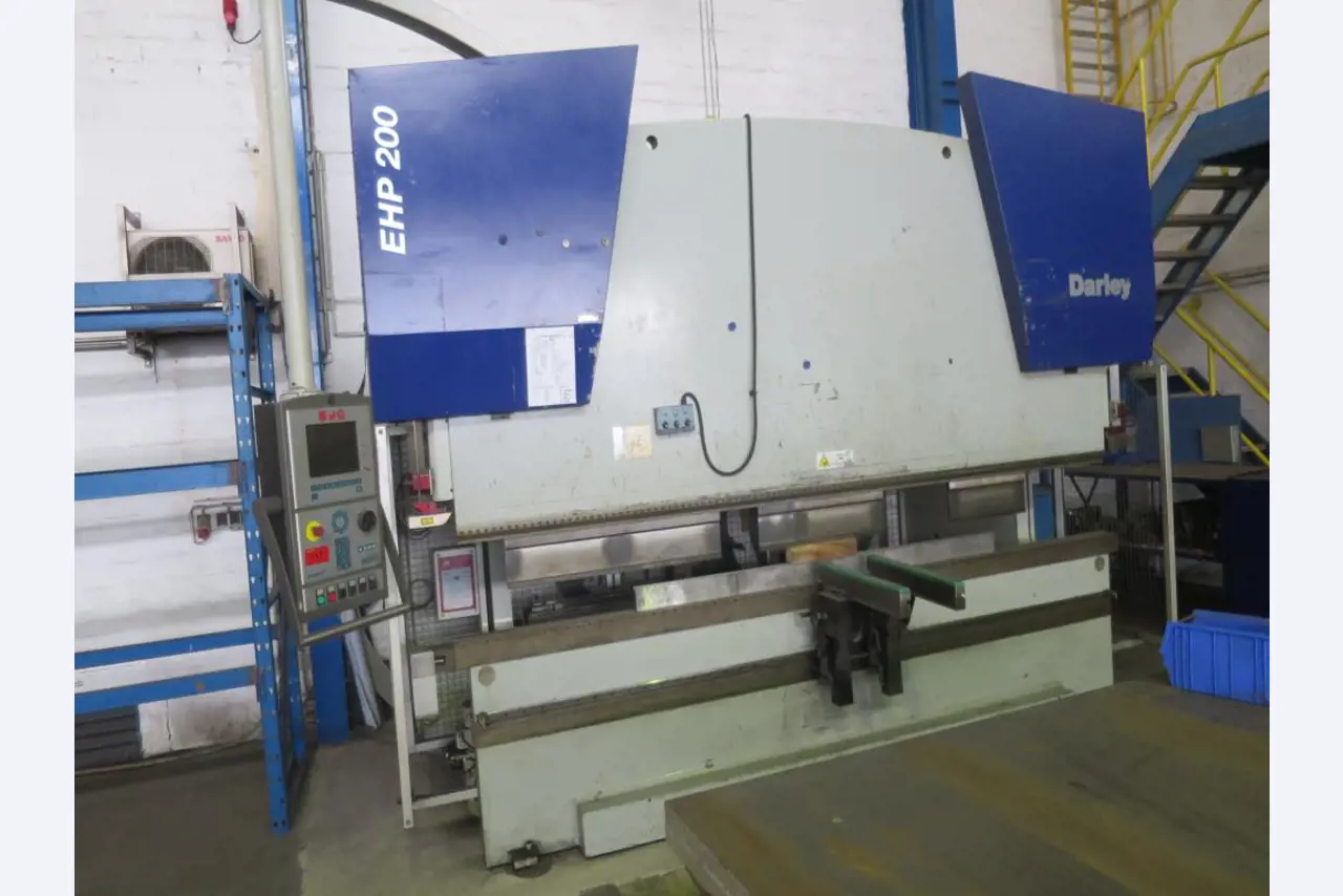 well-maintained metal working machines-1