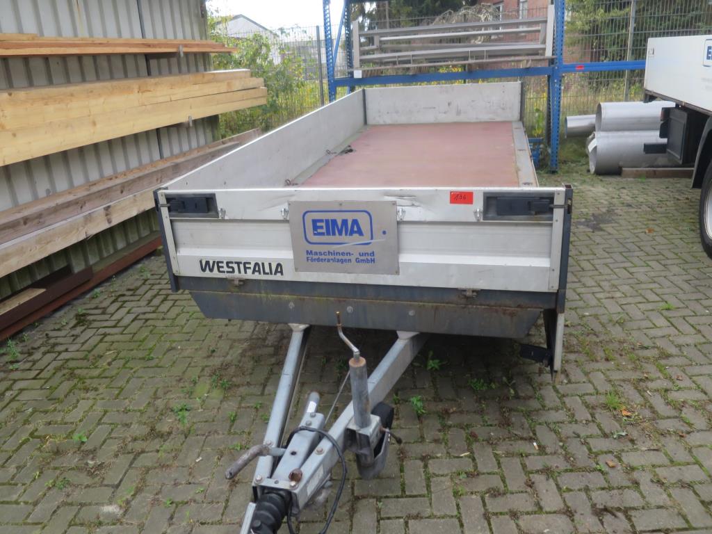 dobro vzdrževani stroji za obdelavo kovin.-1