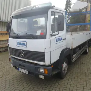 Pritschen-LKW Mercedes-Benz 814