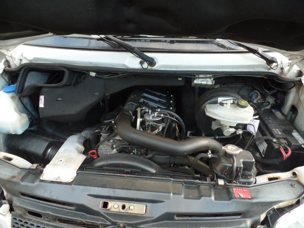 dobro vzdrževani stroji za obdelavo kovin.-8