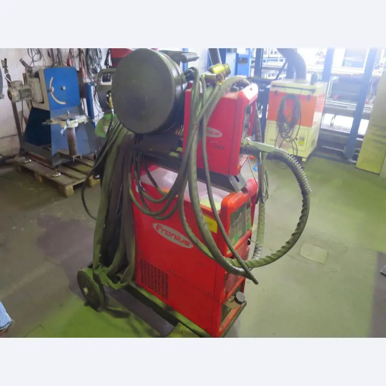 well-maintained metal working machines-1