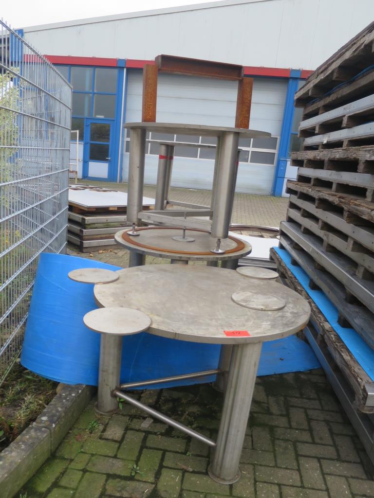 dobro vzdrževani stroji za obdelavo kovin.-1