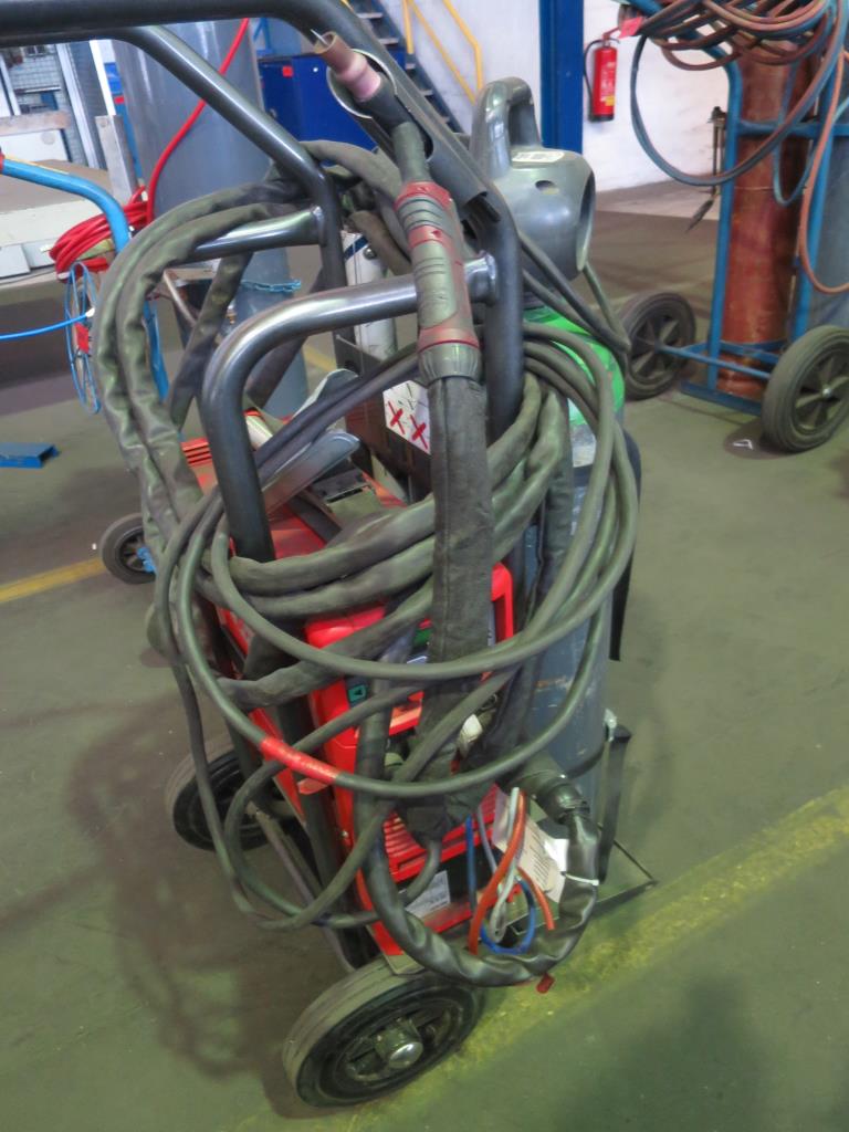 well-maintained metal working machines-1