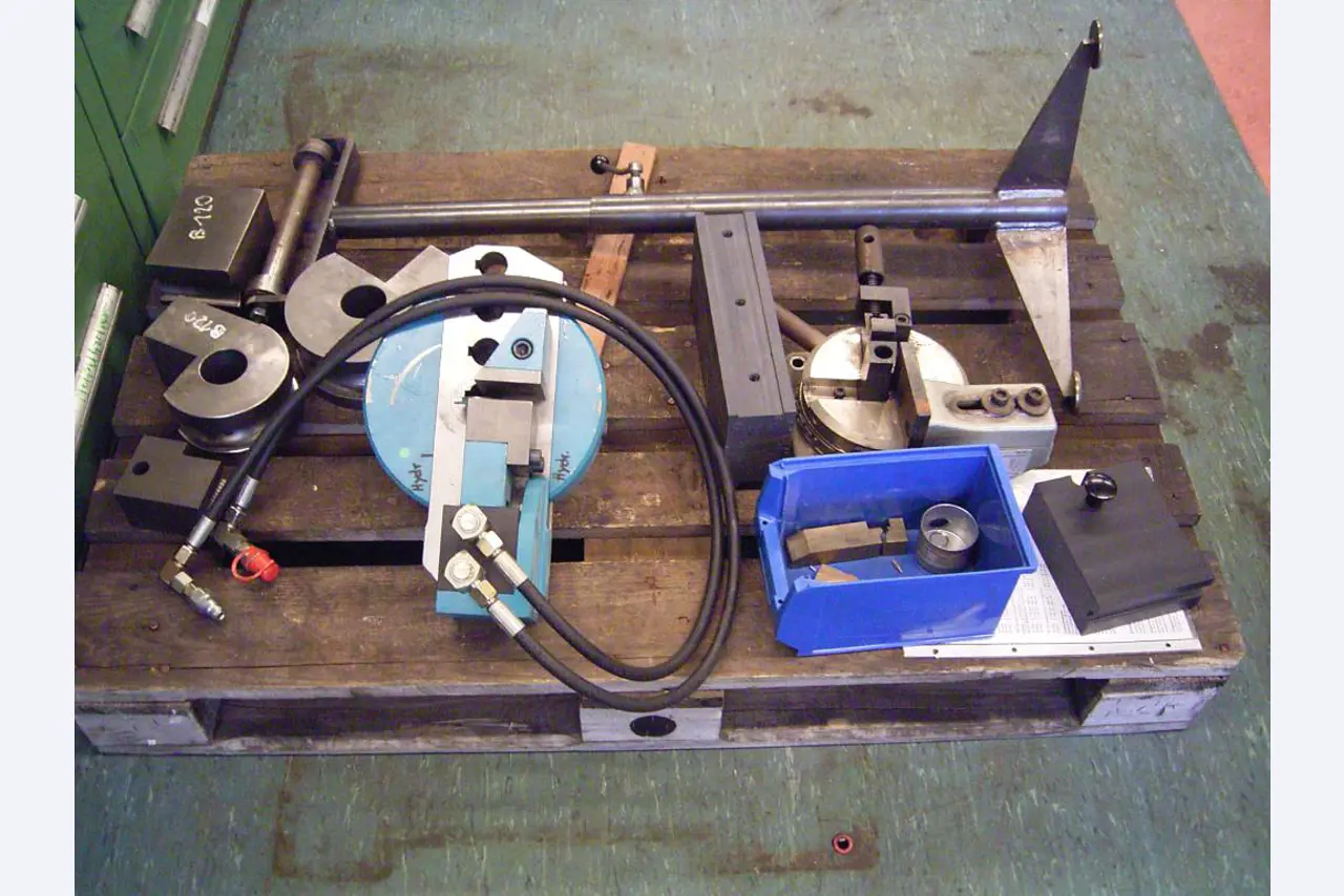 well-maintained workshop equipment -11