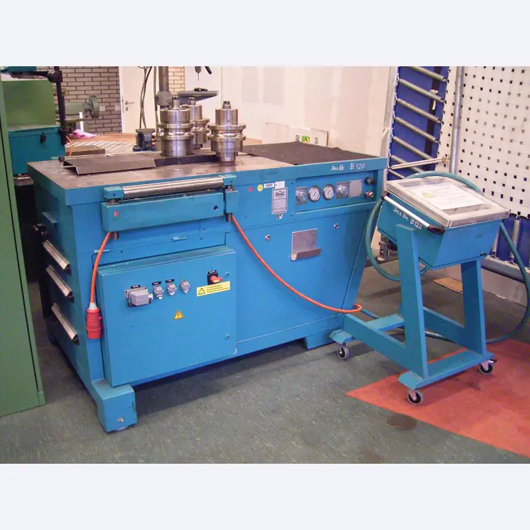 well-maintained workshop equipment -1