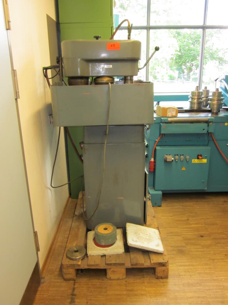 équipement d'atelier bien entretenu-7