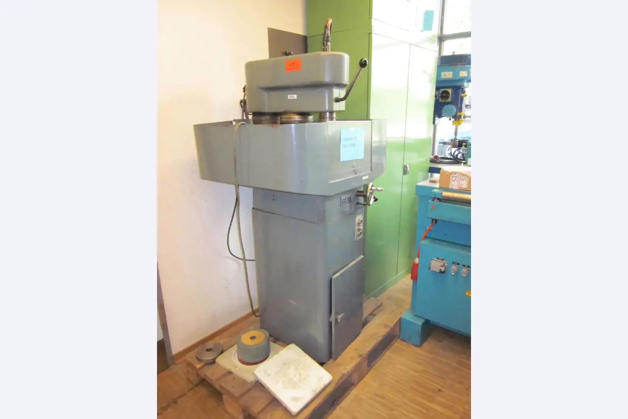 well-maintained workshop equipment -6