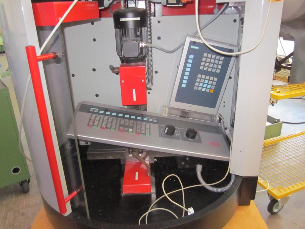 well-maintained workshop equipment -3