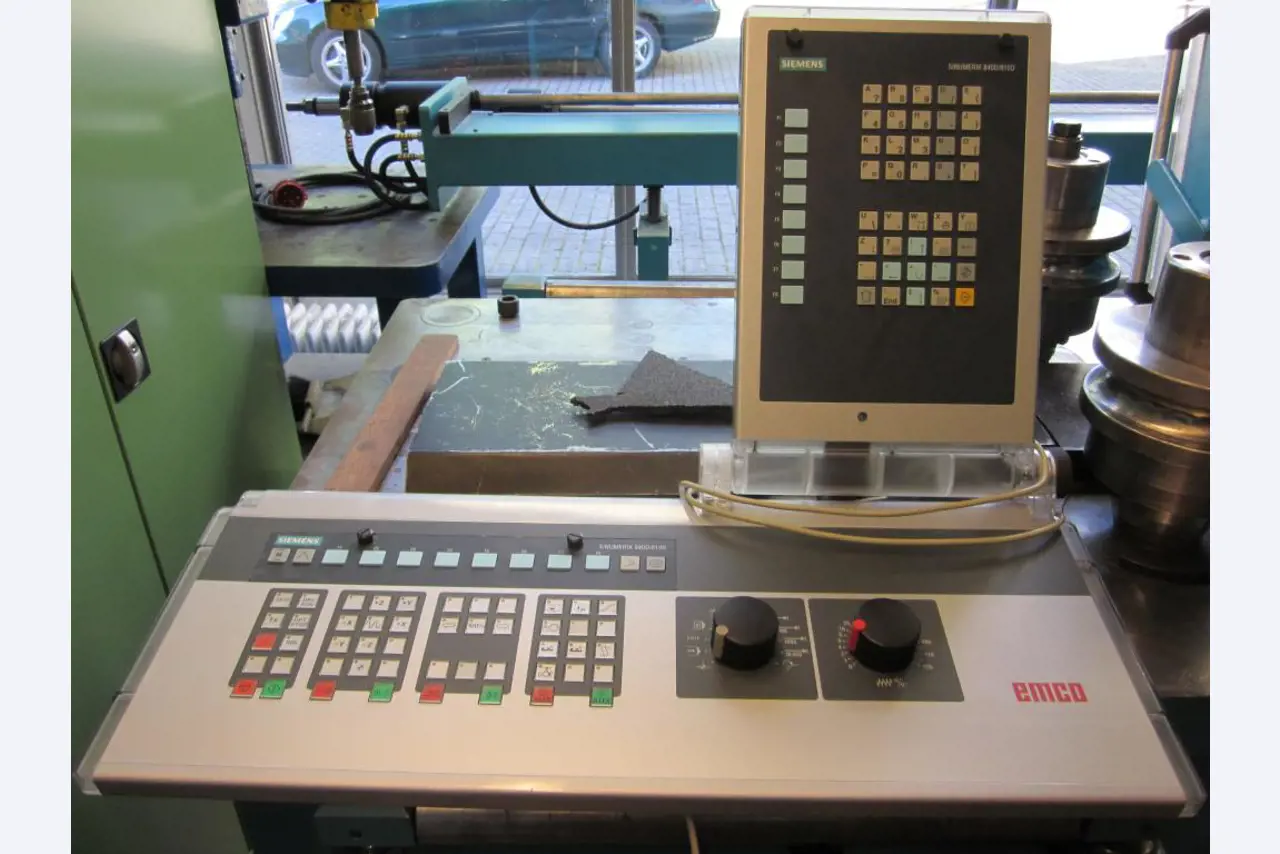 well-maintained workshop equipment -3