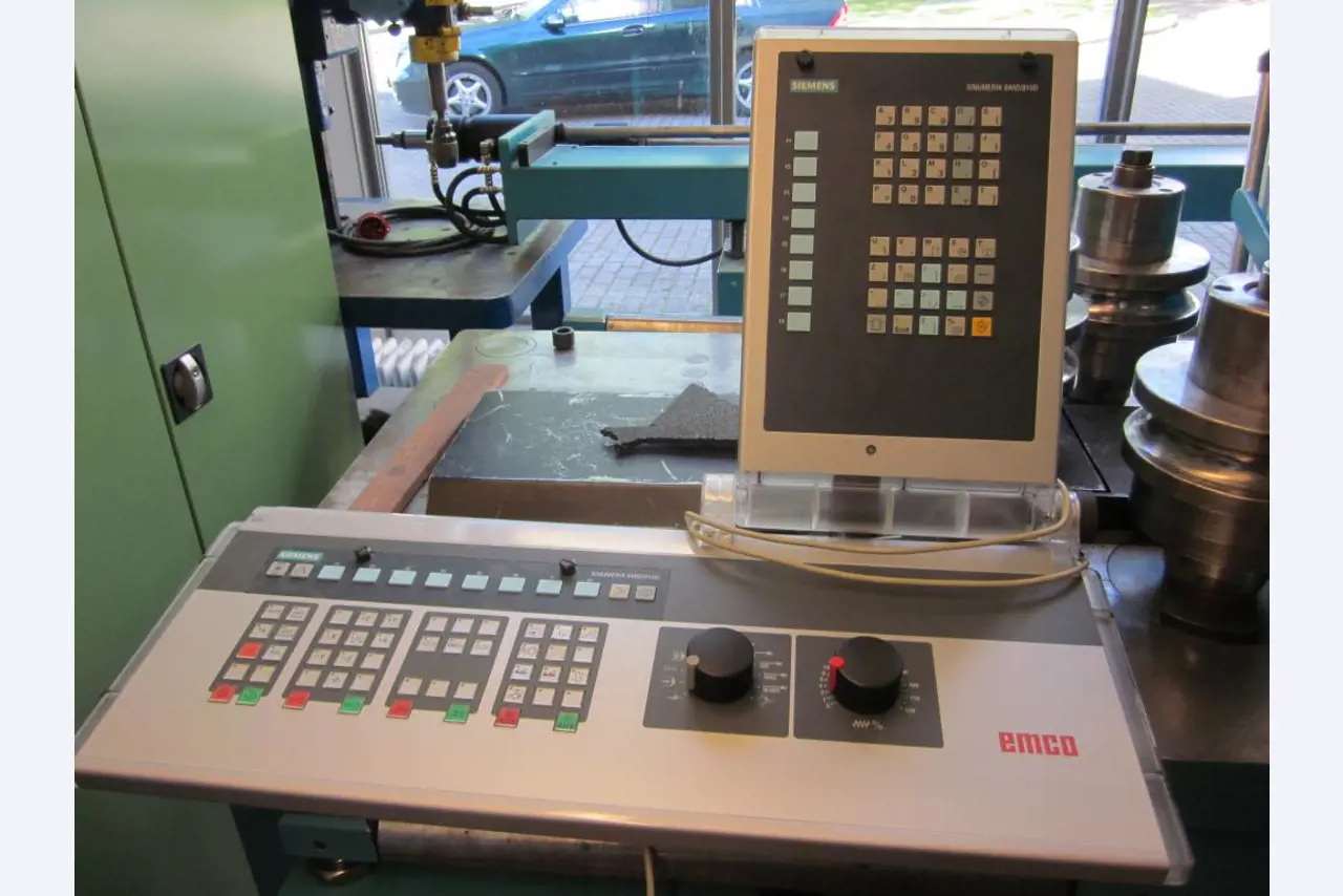 well-maintained workshop equipment -4