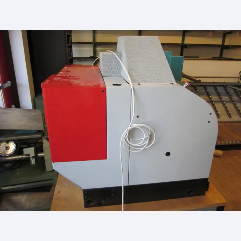 well-maintained workshop equipment -2